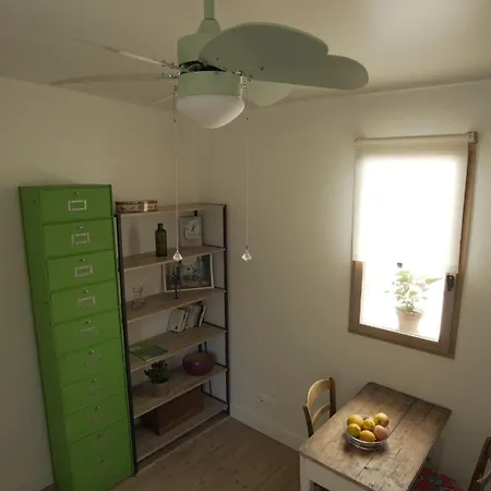 Appartamento Joli Studio Dans Les Puces