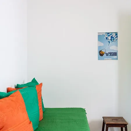 Joli Studio Dans Les Puces * Saint-Ouen (Seine-Saint-Denis)