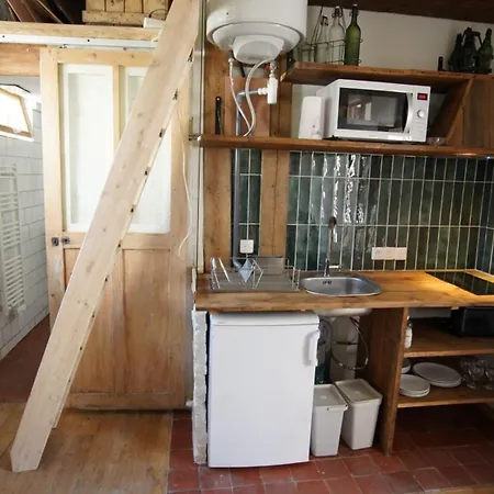 Joli Studio Dans Les Puces